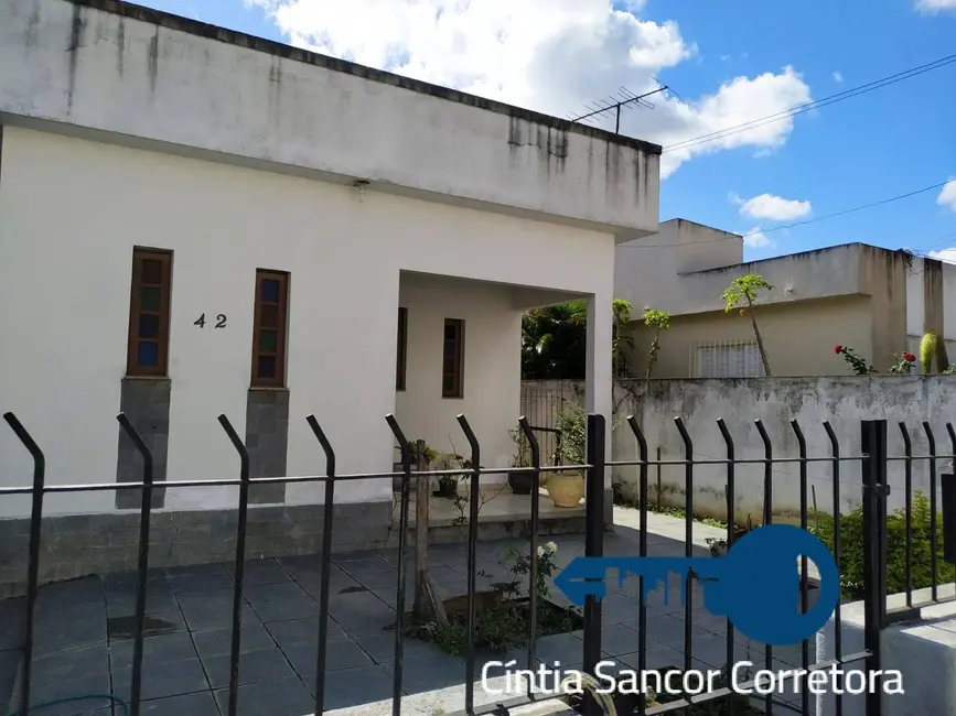 Foto 1 de Casa com 3 quartos à venda em Centro, Campos Dos Goytacazes - RJ