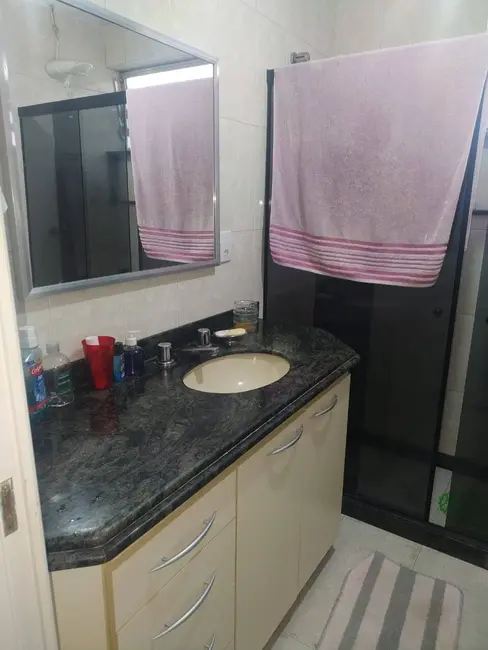 Apartamento com 3 quartos à venda, 140m2 em Centro, Campos Dos Goytacazes - RJ - imagem 6 Foto 6 de Apartamento com 3 quartos à venda, 140m2 em Centro, Campos Dos Goytacazes - RJ