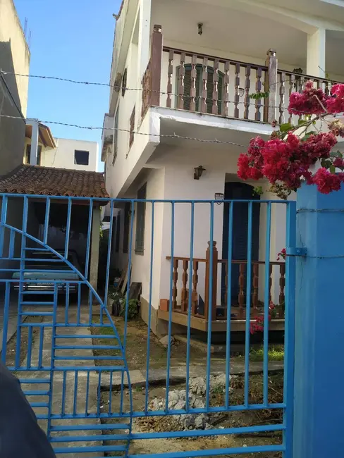 Foto 1 de Casa com 3 quartos à venda e para alugar em Centro, Campos Dos Goytacazes - RJ