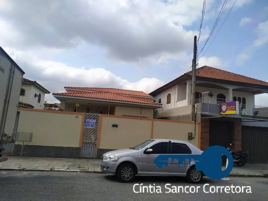 Foto 2 de Casa com 3 quartos à venda, 450m2 em Jardim Carioca, Campos Dos Goytacazes - RJ