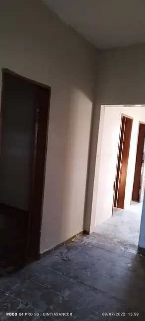Casa com 3 quartos à venda, 400m2 em Parque São Benedito, Campos Dos Goytacazes - RJ - imagem 3 Foto 3 de Casa com 3 quartos à venda, 400m2 em Parque São Benedito, Campos Dos Goytacazes - RJ