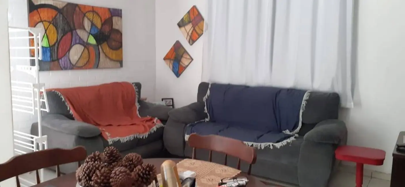 Casa com 3 quartos à venda, 200m2 em Centro, Campos Dos Goytacazes - RJ - imagem 4 Foto 4 de Casa com 3 quartos à venda, 200m2 em Centro, Campos Dos Goytacazes - RJ