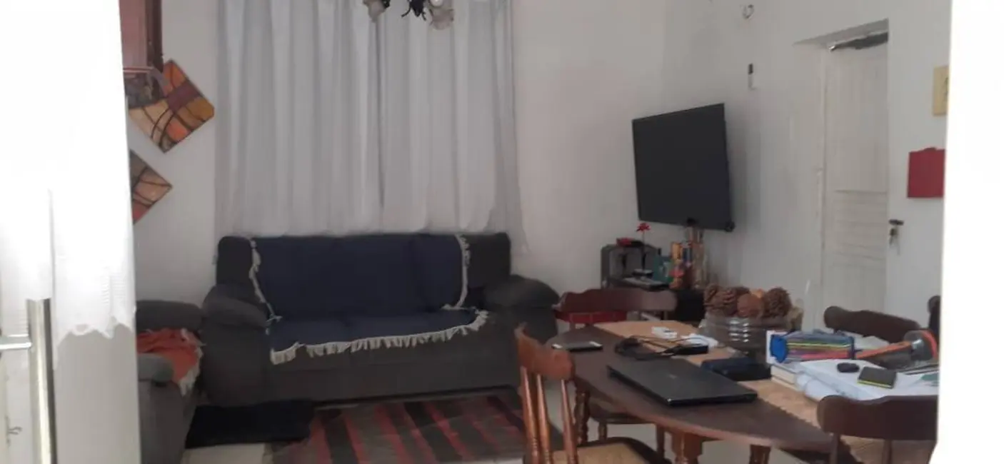 Casa com 3 quartos à venda, 200m2 em Centro, Campos Dos Goytacazes - RJ - imagem 5 Foto 5 de Casa com 3 quartos à venda, 200m2 em Centro, Campos Dos Goytacazes - RJ