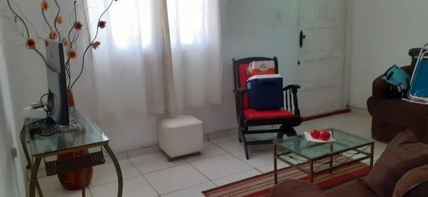 Casa com 3 quartos à venda, 200m2 em Centro, Campos Dos Goytacazes - RJ - imagem 6 Foto 6 de Casa com 3 quartos à venda, 200m2 em Centro, Campos Dos Goytacazes - RJ