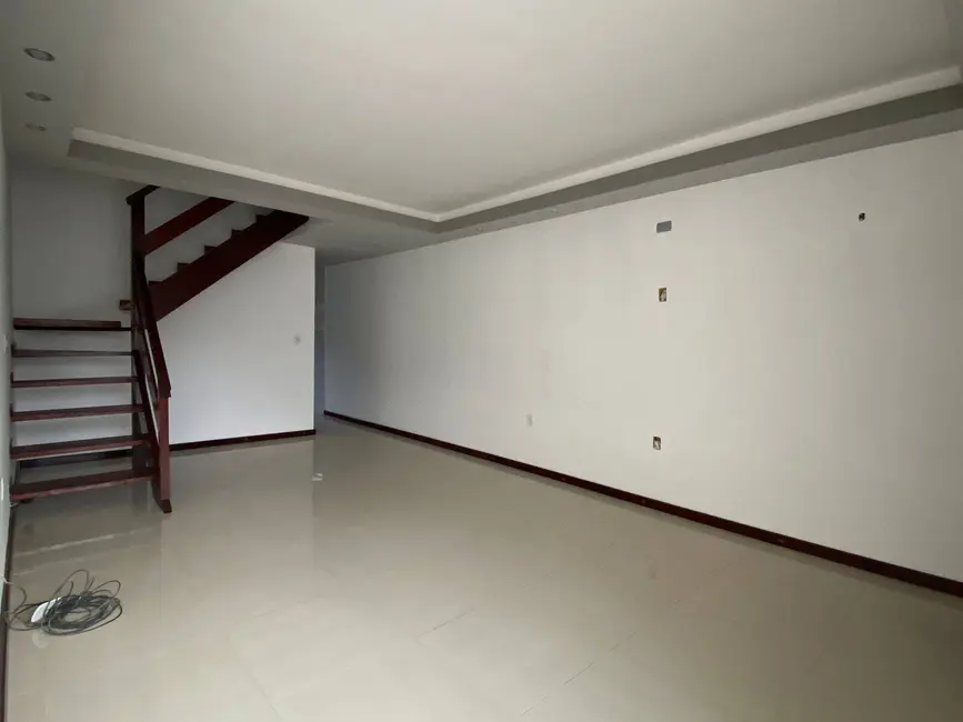 Casa com 2 quartos à venda, 100m2 em Campos Dos Goytacazes - RJ - imagem 6 Foto 6 de Casa com 2 quartos à venda, 100m2 em Campos Dos Goytacazes - RJ