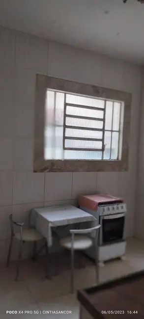 Casa com 3 quartos à venda em Centro, Campos Dos Goytacazes - RJ - imagem 4 Foto 4 de Casa com 3 quartos à venda em Centro, Campos Dos Goytacazes - RJ