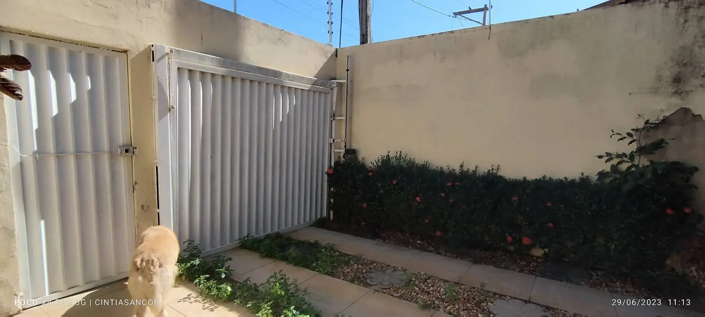 Foto 2 de Casa com 3 quartos à venda, 180m2 em Parque Aurora, Campos Dos Goytacazes - RJ