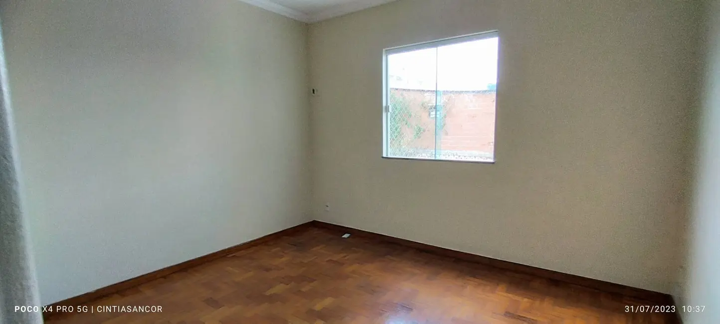 Foto 2 de Apartamento com 3 quartos à venda em Campos Dos Goytacazes - RJ