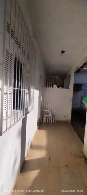 Casa com 5 quartos à venda, 360m2 em Parque Tarcisio Miranda, Campos Dos Goytacazes - RJ - imagem 4 Foto 4 de Casa com 5 quartos à venda, 360m2 em Parque Tarcisio Miranda, Campos Dos Goytacazes - RJ
