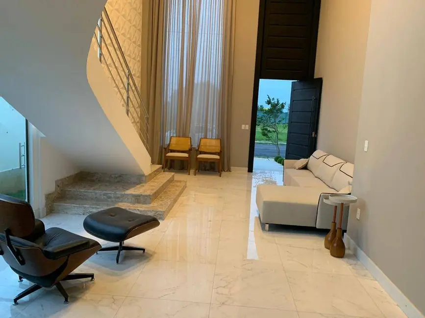 Foto 16 de Casa com 4 quartos à venda e para alugar em Parque Rodoviário, Campos Dos Goytacazes - RJ
