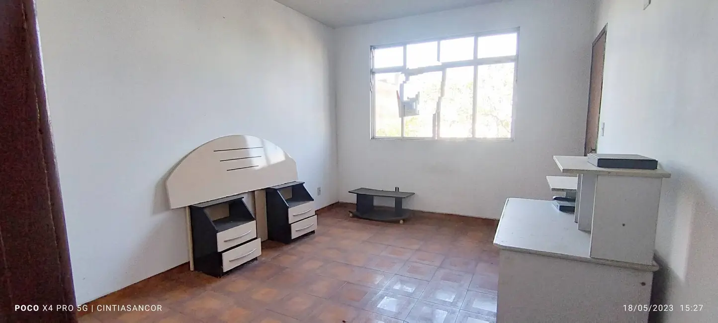 Foto 9 de Apartamento com 2 quartos à venda, 90m2 em Parque Califórnia, Campos Dos Goytacazes - RJ