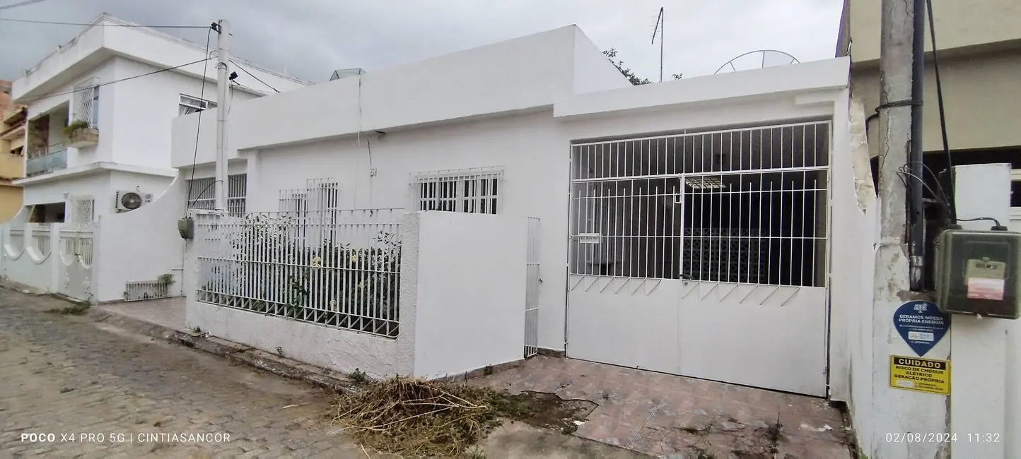 Foto 2 de Casa com 2 quartos à venda, 180m2 em Parque Jóquei Club, Campos Dos Goytacazes - RJ