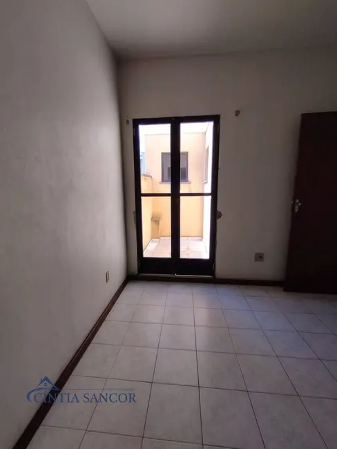 Foto 2 de Apartamento com 2 quartos à venda e para alugar, 60m2 em Centro, Campos Dos Goytacazes - RJ