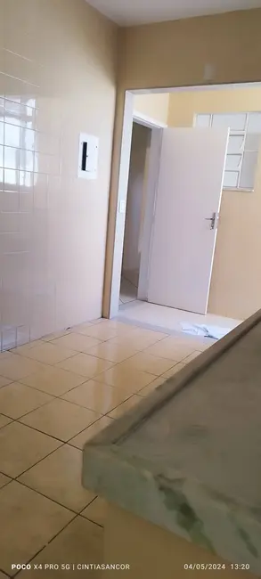 Casa com 2 quartos para alugar, 80m2 em Centro, Campos Dos Goytacazes - RJ - imagem 5 Foto 5 de Casa com 2 quartos para alugar, 80m2 em Centro, Campos Dos Goytacazes - RJ