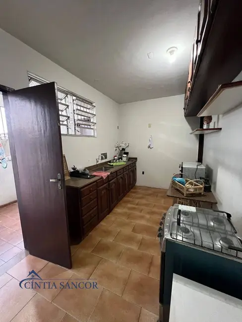 Foto 9 de Apartamento com 5 quartos à venda, 120m2 em Parque Califórnia, Campos Dos Goytacazes - RJ