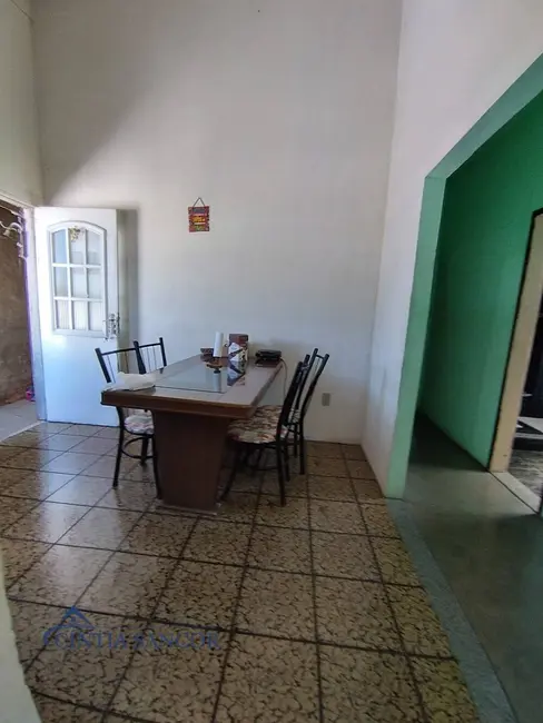 Foto 2 de Casa com 6 quartos à venda, 305m2 em Parque Turf Club, Campos Dos Goytacazes - RJ