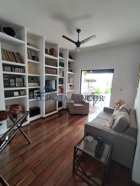 Casa com 3 quartos à venda em Ips, Campos Dos Goytacazes - RJ - imagem 1 Foto 1 de Casa com 3 quartos à venda em Ips, Campos Dos Goytacazes - RJ