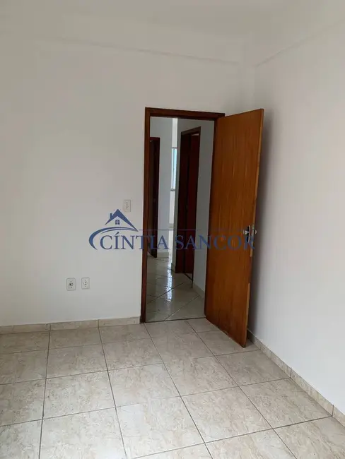Foto 3 de Apartamento com 2 quartos para alugar em Centro, Campos Dos Goytacazes - RJ