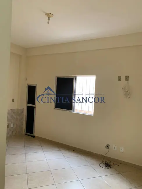 Foto 8 de Apartamento com 2 quartos para alugar em Centro, Campos Dos Goytacazes - RJ