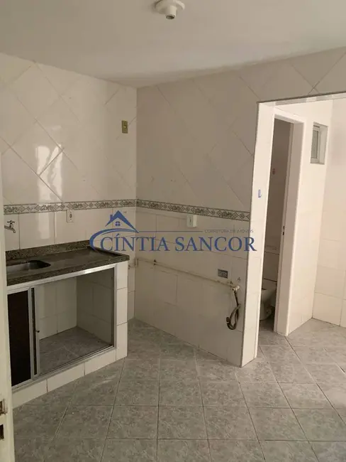 Foto 2 de Apartamento com 2 quartos para alugar em Centro, Campos Dos Goytacazes - RJ