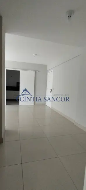 Foto 4 de Apartamento com 3 quartos para alugar em Campos Dos Goytacazes - RJ