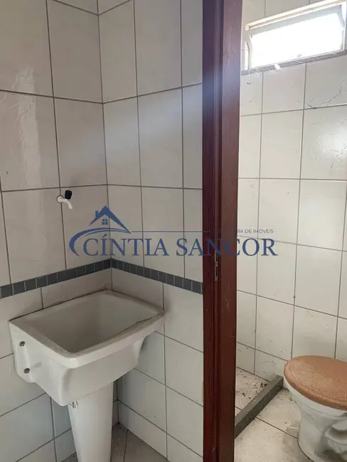 Foto 8 de Apartamento com 2 quartos para alugar em Centro, Campos Dos Goytacazes - RJ