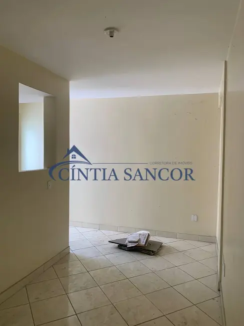 Foto 2 de Apartamento com 2 quartos para alugar em Centro, Campos Dos Goytacazes - RJ