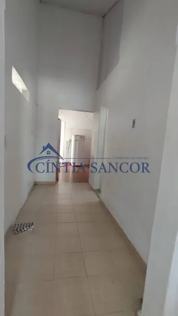 Foto 12 de Casa com 3 quartos para alugar em Campos Dos Goytacazes - RJ