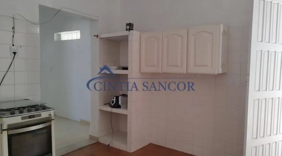 Foto 4 de Casa com 3 quartos para alugar em Campos Dos Goytacazes - RJ