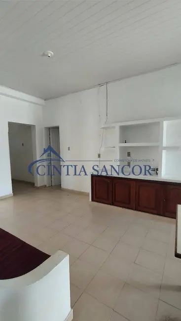 Foto 9 de Casa com 3 quartos para alugar em Campos Dos Goytacazes - RJ