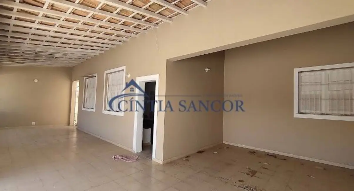 Foto 13 de Casa com 3 quartos para alugar em Campos Dos Goytacazes - RJ