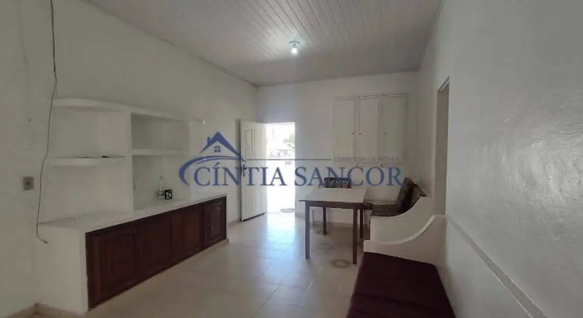 Foto 11 de Casa com 3 quartos para alugar em Campos Dos Goytacazes - RJ