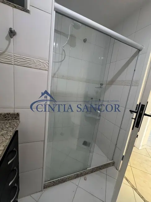 Foto 2 de Apartamento com 2 quartos para alugar em Centro, Campos Dos Goytacazes - RJ