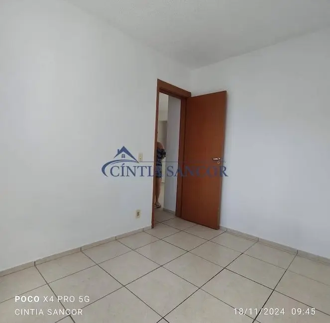 Foto 2 de Apartamento com 2 quartos à venda em Campos Dos Goytacazes - RJ