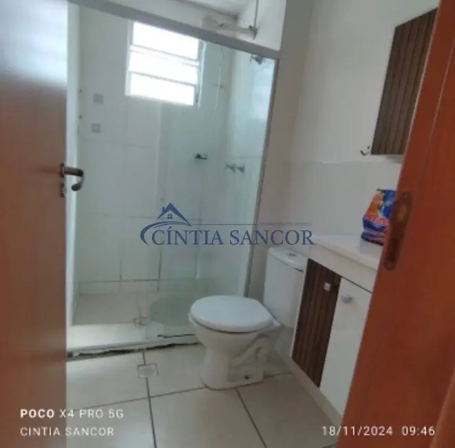 Foto 3 de Apartamento com 2 quartos à venda em Campos Dos Goytacazes - RJ
