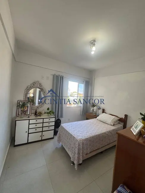 Foto 2 de Apartamento com 2 quartos à venda em Parque Turf Club, Campos Dos Goytacazes - RJ