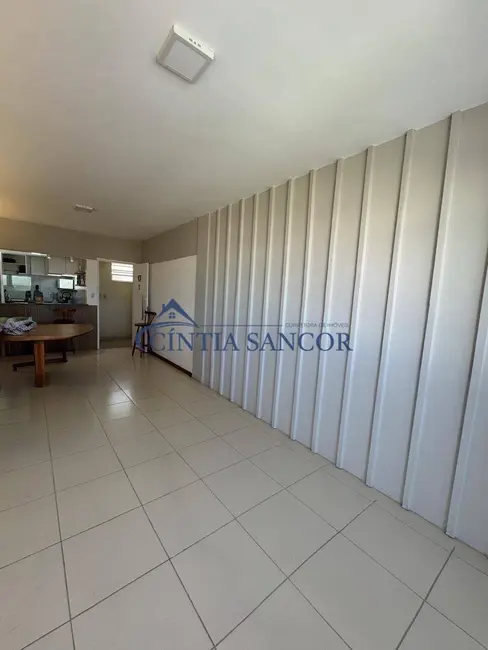 Foto 9 de Apartamento com 2 quartos para alugar em Ips, Campos Dos Goytacazes - RJ