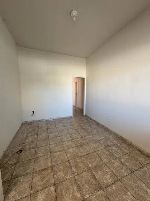 Foto 5 de Casa com 3 quartos para alugar em Ips, Campos Dos Goytacazes - RJ
