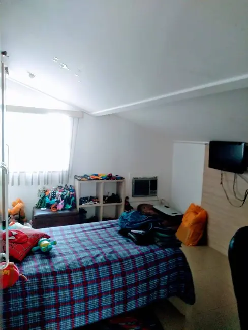 Foto 7 de Casa com 4 quartos à venda em Parque Rodoviário, Campos Dos Goytacazes - RJ