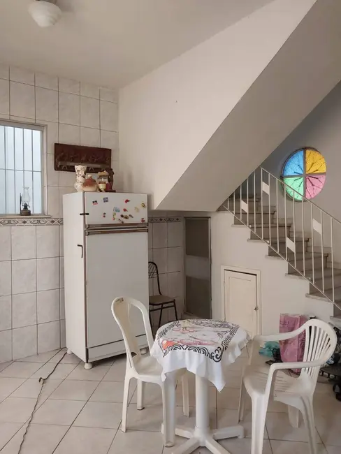 Foto 3 de Casa com 4 quartos à venda em Campos Dos Goytacazes - RJ