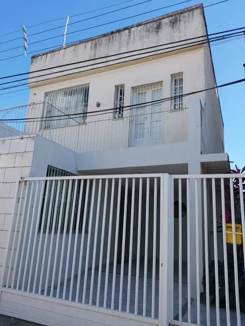 Foto 1 de Casa com 4 quartos à venda em Campos Dos Goytacazes - RJ