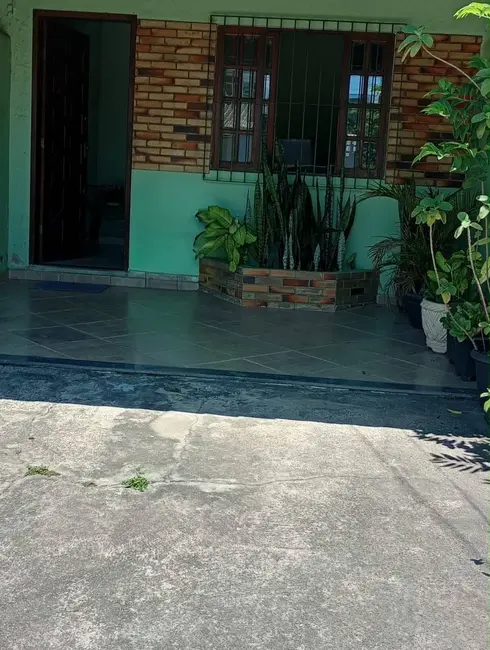 Foto 4 de Casa com 3 quartos à venda em Parque Tarcisio Miranda, Campos Dos Goytacazes - RJ