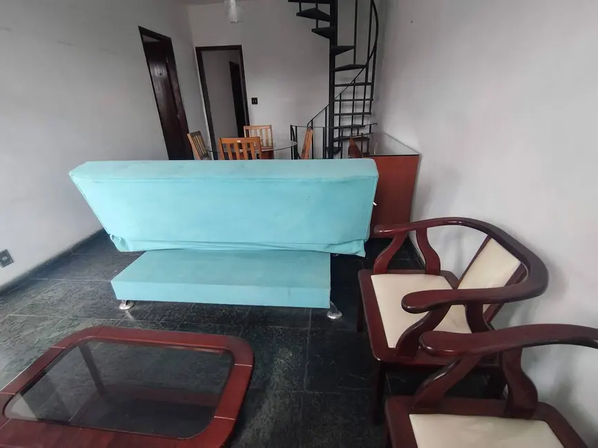 Casa com 3 quartos para alugar em Centro, Campos Dos Goytacazes - RJ - imagem 5 Foto 5 de Casa com 3 quartos para alugar em Centro, Campos Dos Goytacazes - RJ