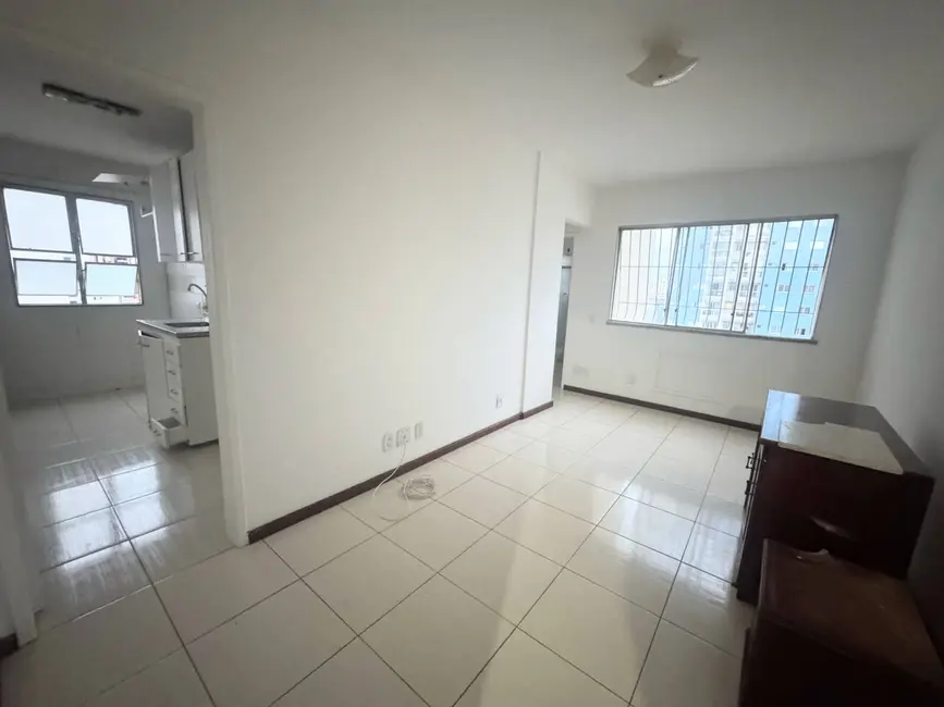 Foto 4 de Apartamento com 2 quartos para alugar em Campos Dos Goytacazes - RJ