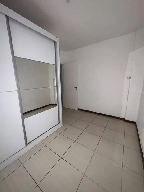 Foto 5 de Apartamento com 2 quartos para alugar em Campos Dos Goytacazes - RJ
