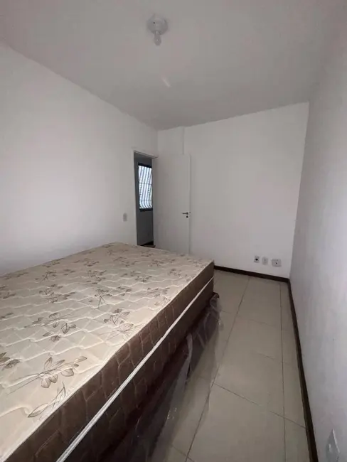 Foto 2 de Apartamento com 2 quartos para alugar em Campos Dos Goytacazes - RJ
