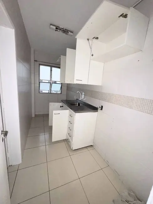Foto 6 de Apartamento com 2 quartos para alugar em Campos Dos Goytacazes - RJ