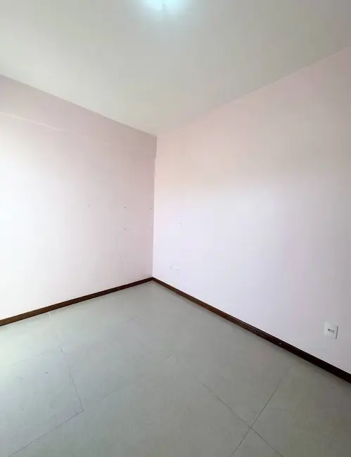 Foto 2 de Apartamento com 2 quartos à venda em Parque Turf Club, Campos Dos Goytacazes - RJ