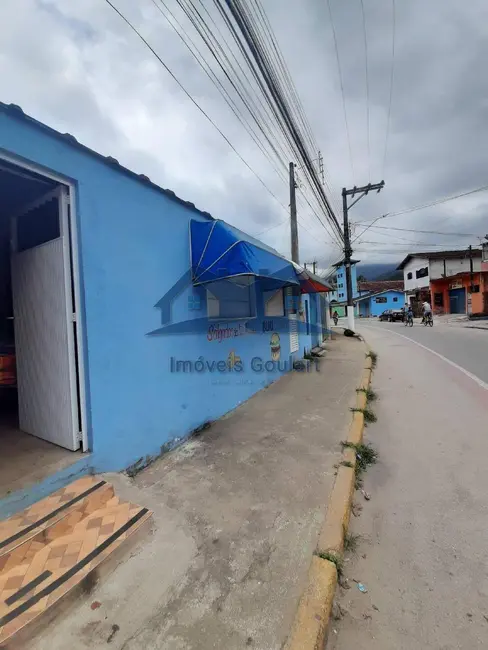 Foto 2 de Casa com 3 quartos à venda, 150m2 em Ubatuba - SP