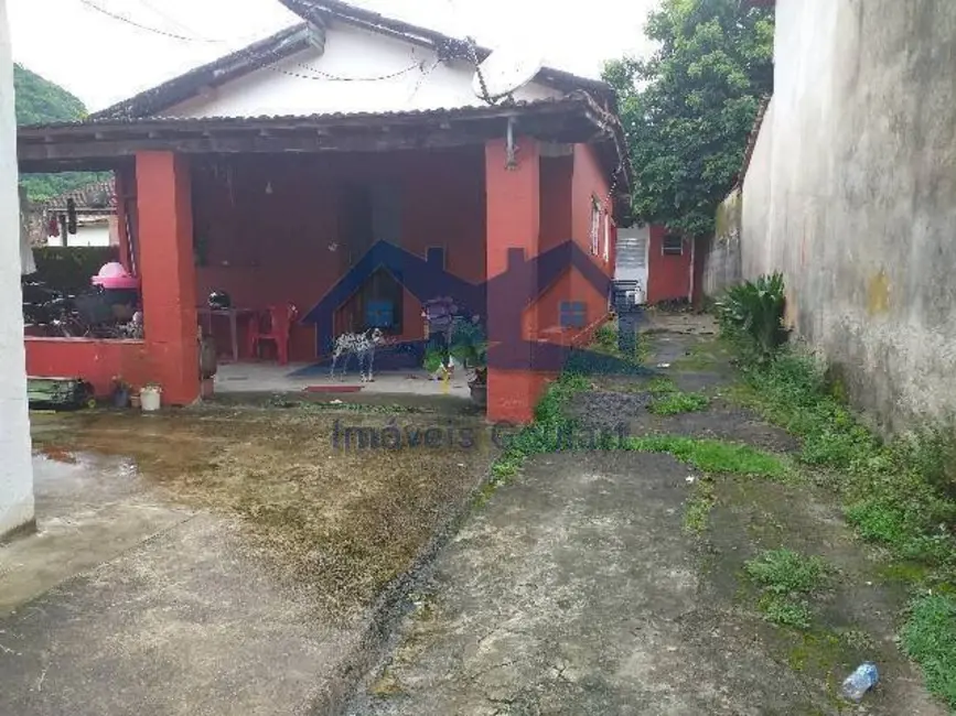 Foto 1 de Casa com 3 quartos à venda, 300m2 em Ubatuba - SP